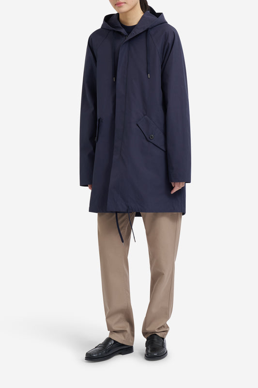 Women's outerwear parka, organic Swiss EtaProof® cotton, navy, with adjustable hood, hem, and flap pockets.