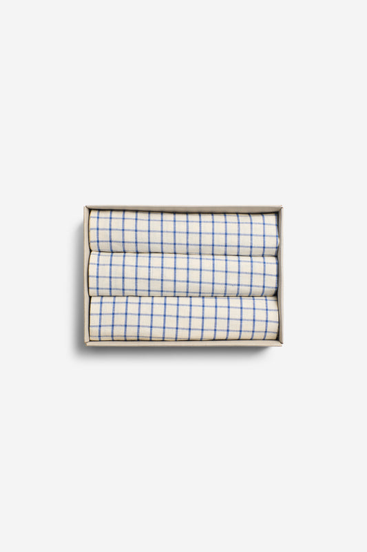 Accessories tea towel set of 3, linen-cotton blend, indigo check pattern, folded in a box.