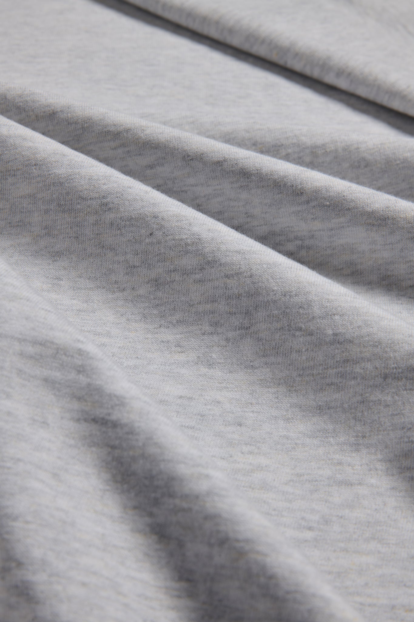 Men's/Women's jersey short-sleeved shirt, 100% organic cotton, pre-washed, heather grey.