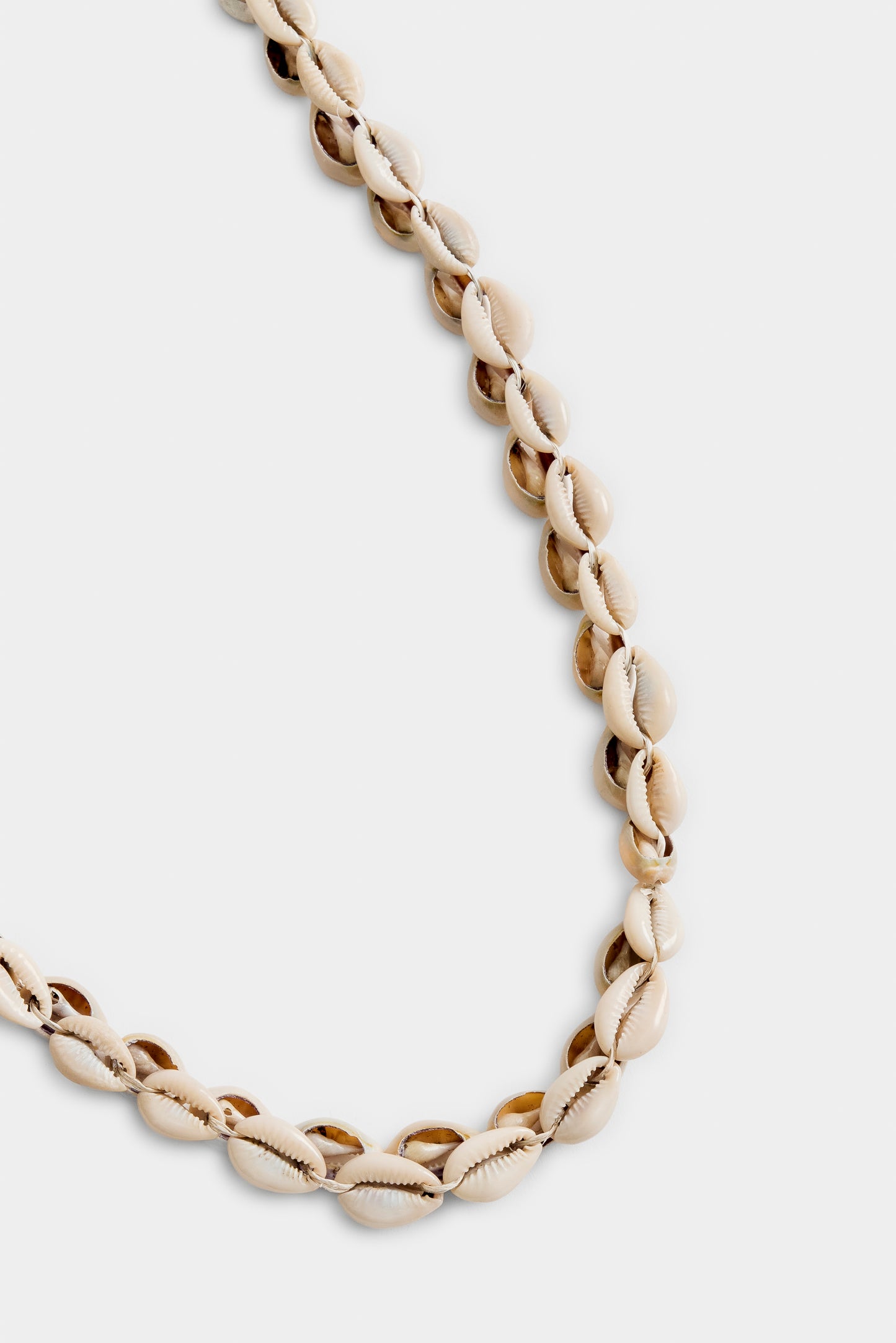 SHELL NECKLACE