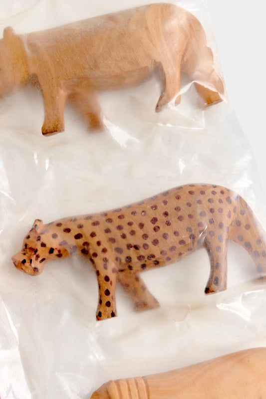HAND-CARVED ANIMALS