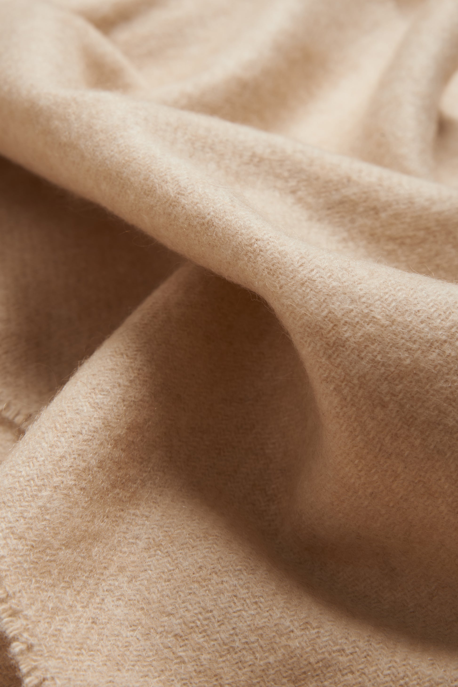 Unisex accessories scarf, 100% cashmere, creme.