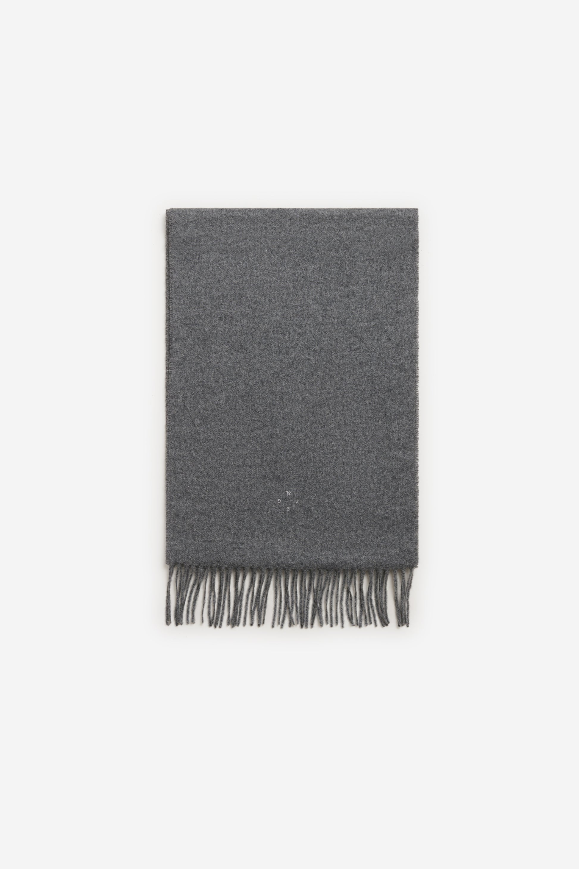 Unisex accessories cashmere scarf, grey melange, with fringed ends.