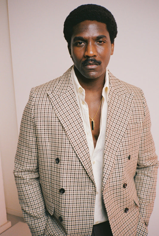 DOUBLE BREASTED PEAK BLAZER
