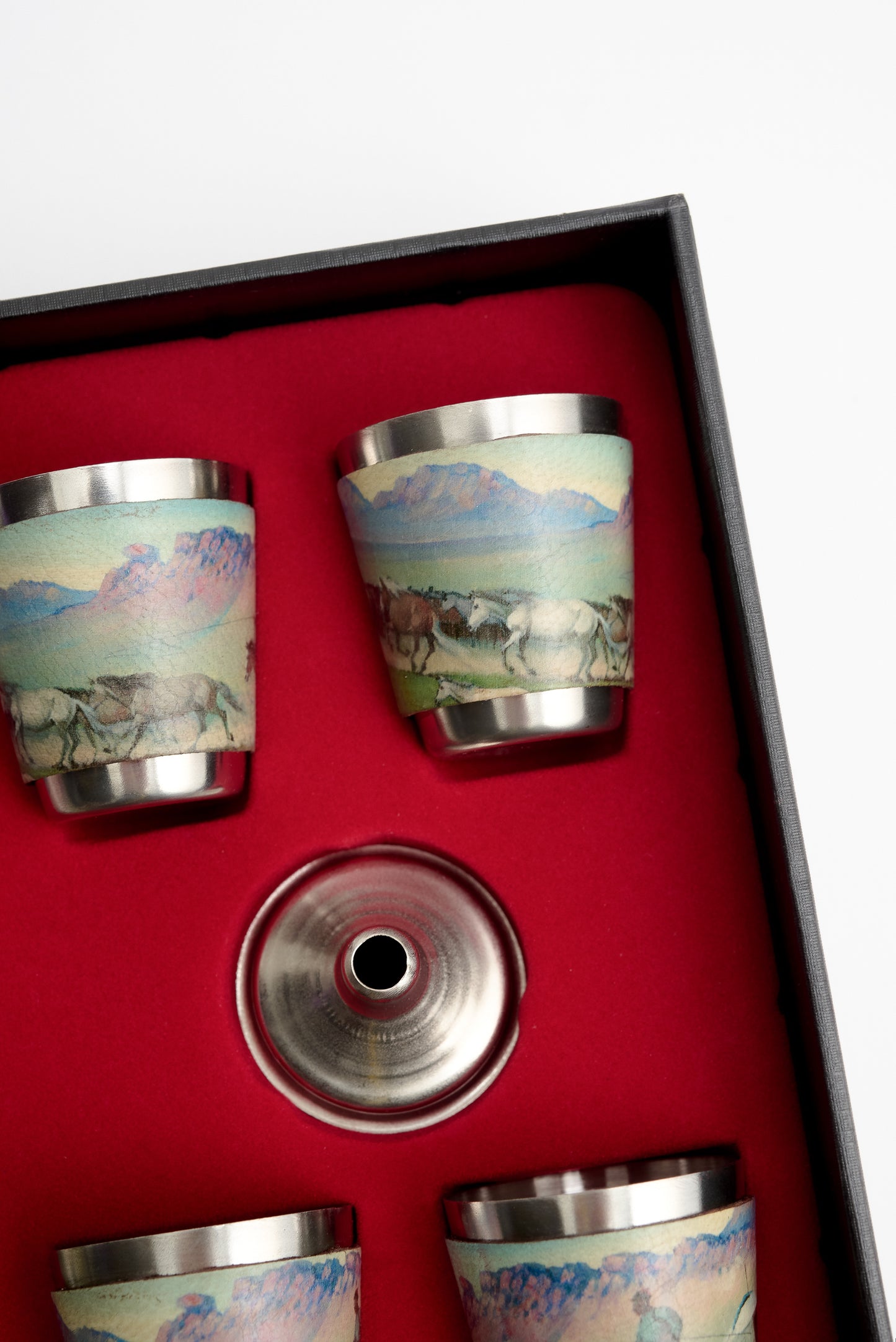 Mongolian Flask Set