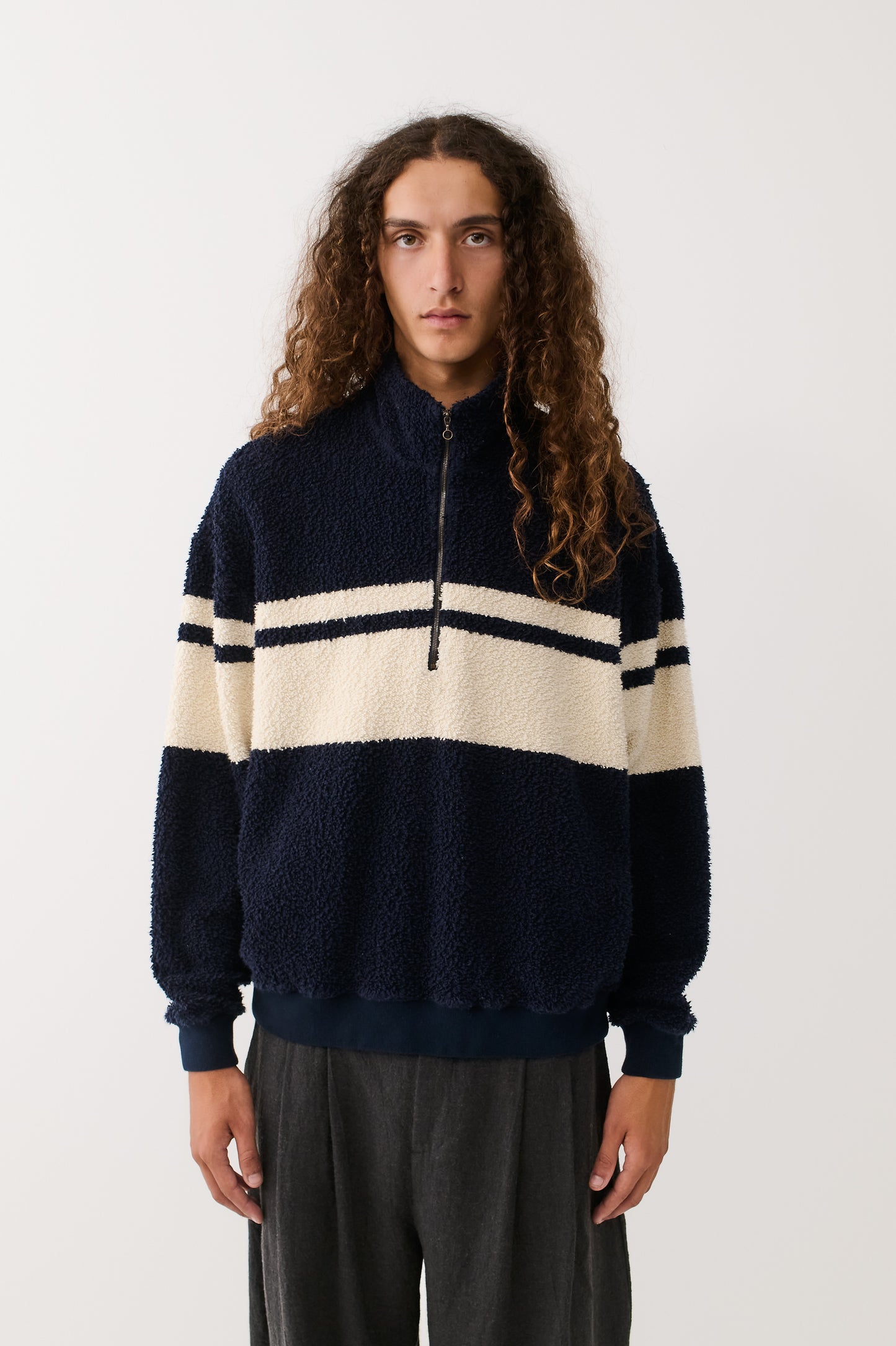 NOYAN ZIP SWEATER