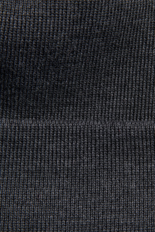 Unisex accessories beanie, 100% mulesing-free merino wool, dark grey ribbed knit.