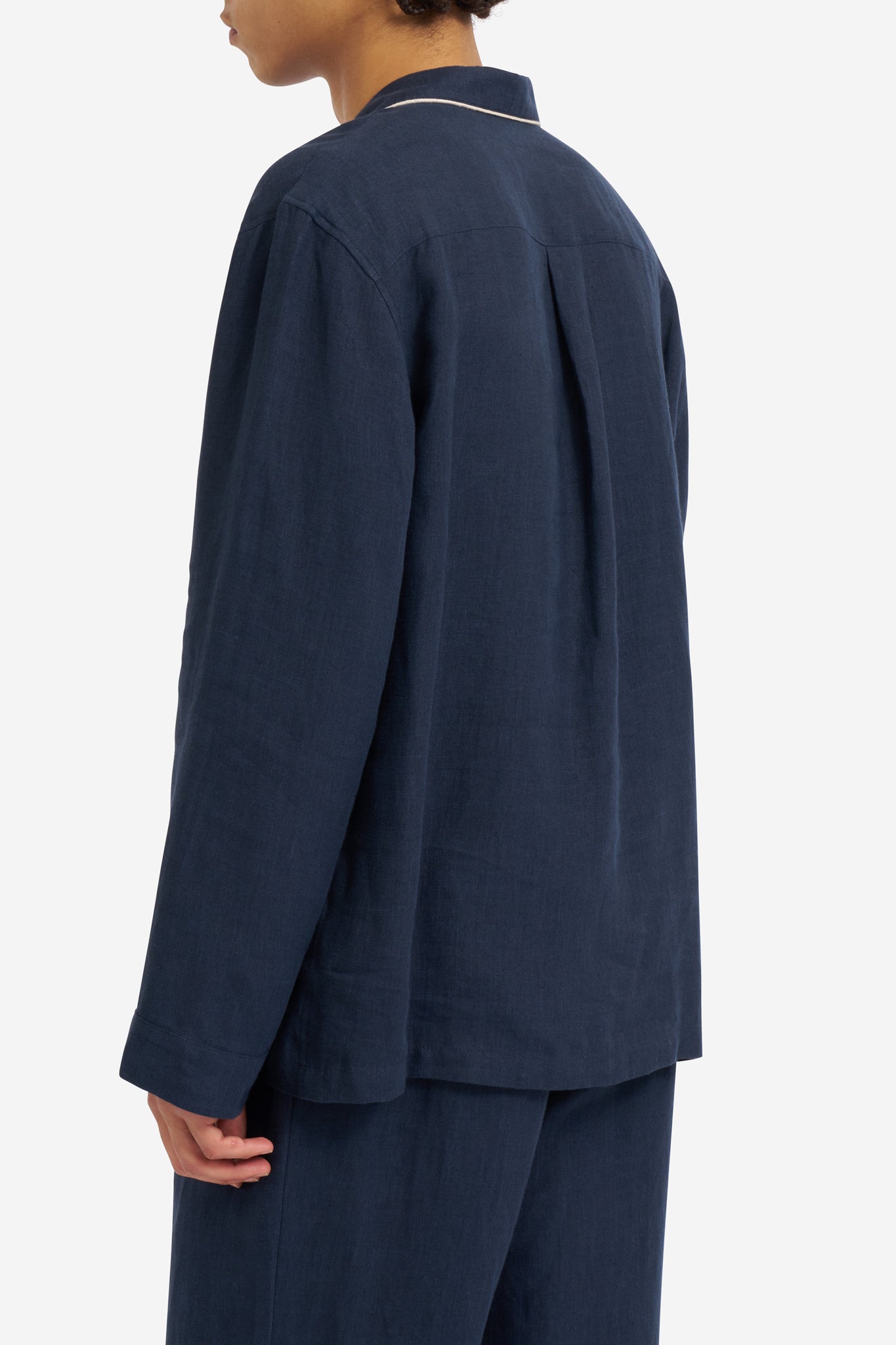 Women's long-sleeved shirt and long-pants pyjama set, 100% Belgian linen, midnight navy with piped trim.