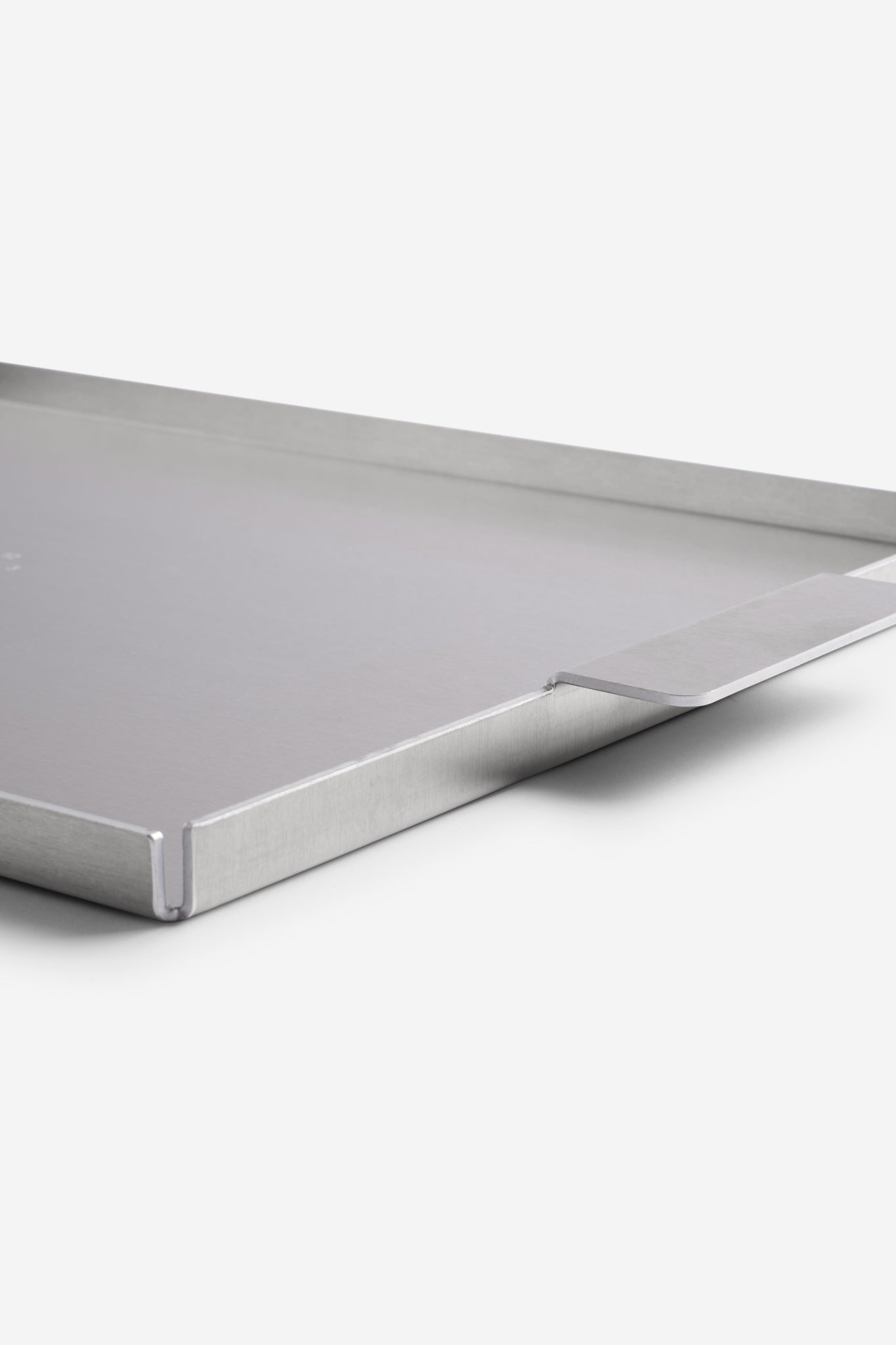 Accessories tray, small, uncoated aluminium, 34x26cm, with a sleek, minimalist design.