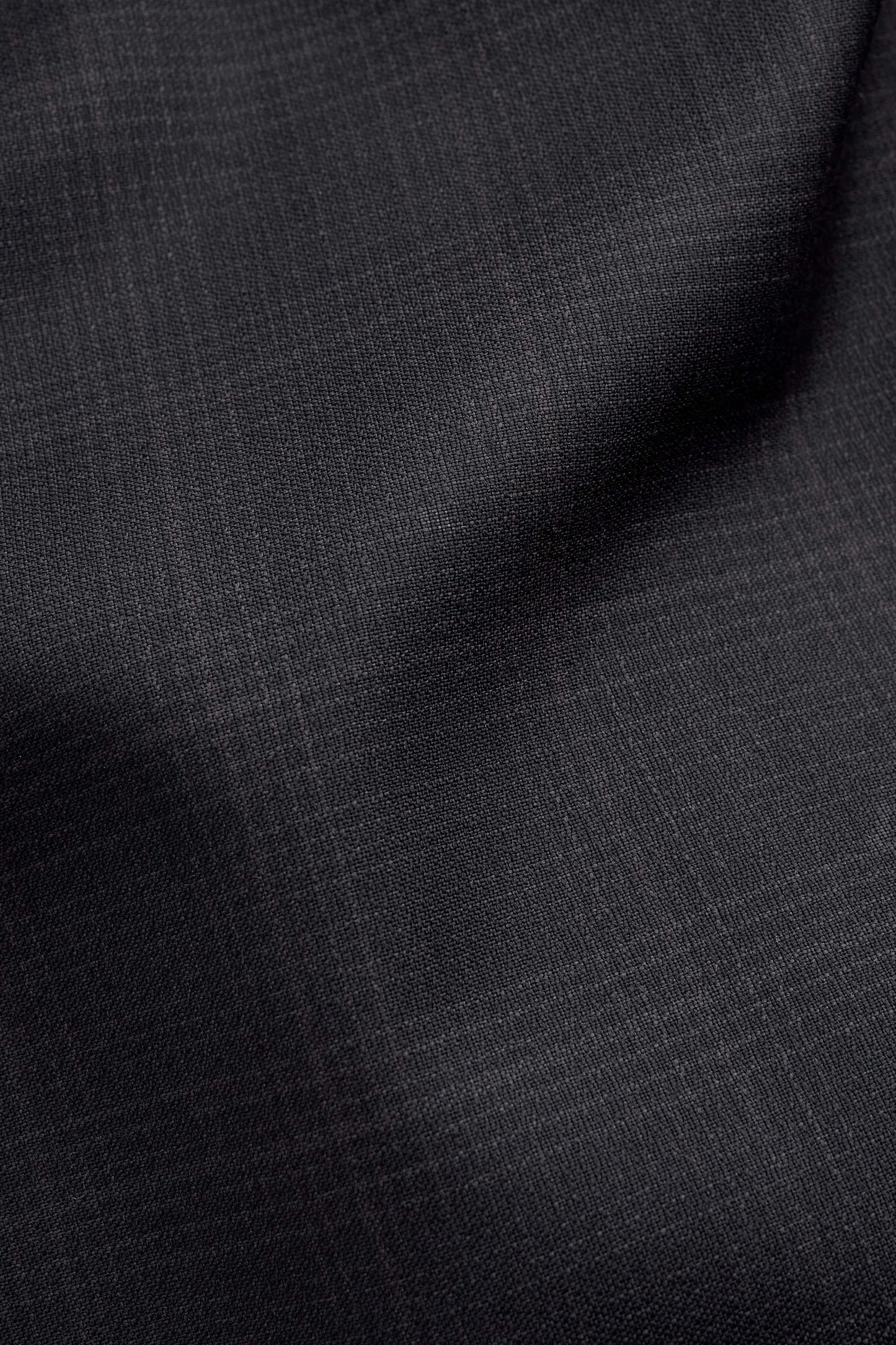 Men's long pants, 100% virgin wool, subtle checkered pattern, dark grey.