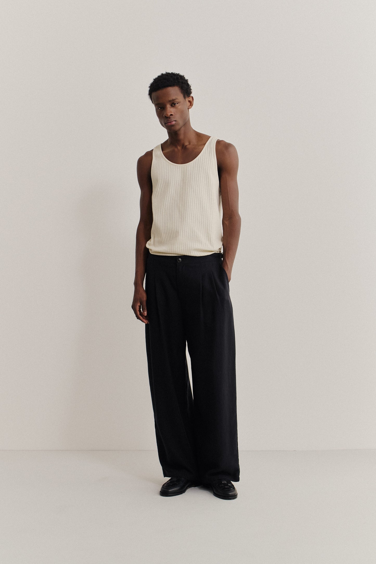 Men's long-pants, lyocell heavy twill, black, relaxed fit, wide leg, double side pleats.