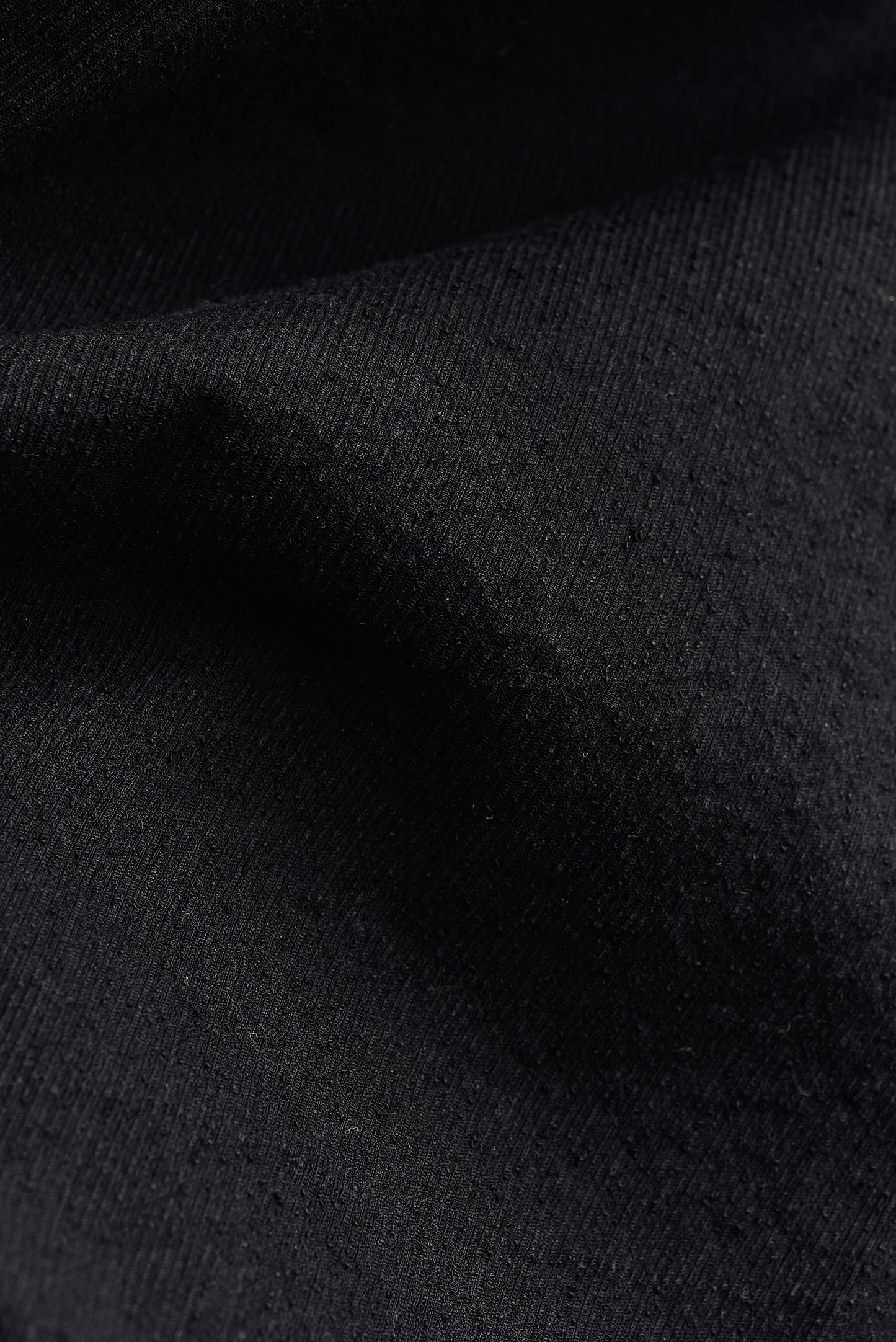 Men's long-sleeved shirt, black cotton-viscose blend with irregular wavy stripes, pre-washed for softness.