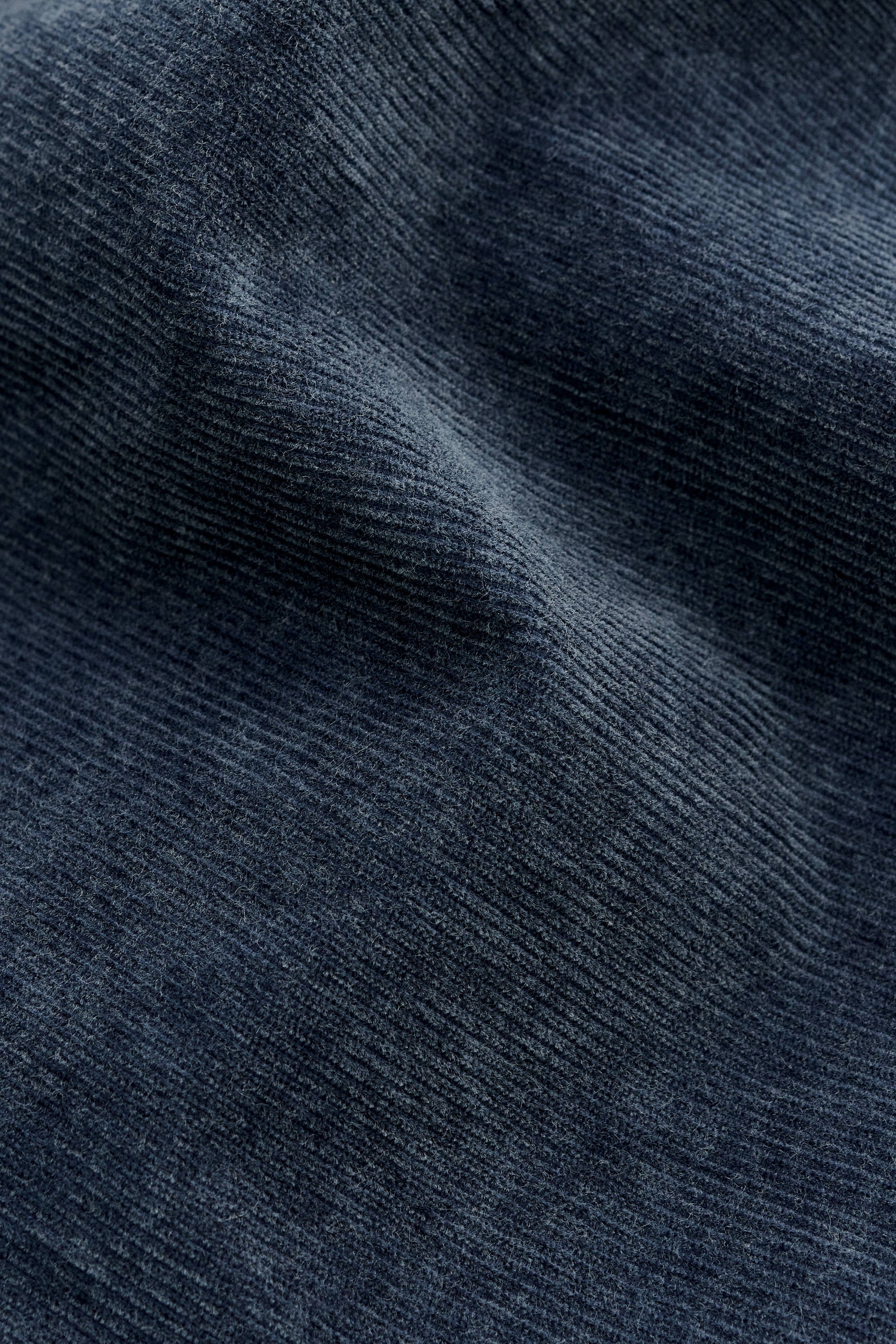 Men's long-sleeved shirt, 100% cotton light corduroy, garment washed, navy.