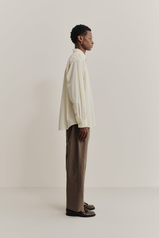 Men's long-sleeved shirt, organic cotton, garment washed, cream, oversized fit, curved hem.