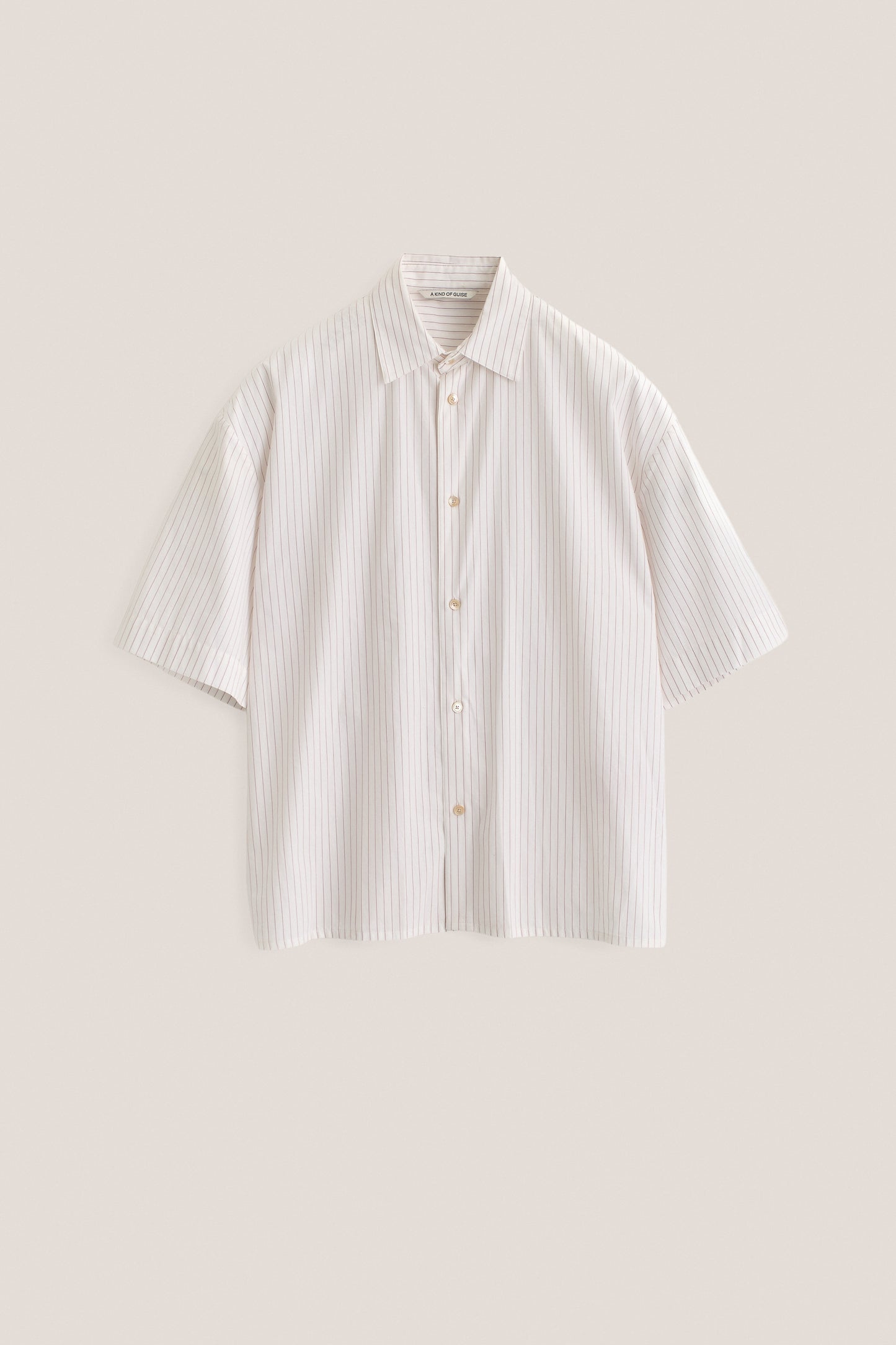 Men's short-sleeved shirt, 100% cotton, off-white with delicate burgundy pinstripes, boxy fit.