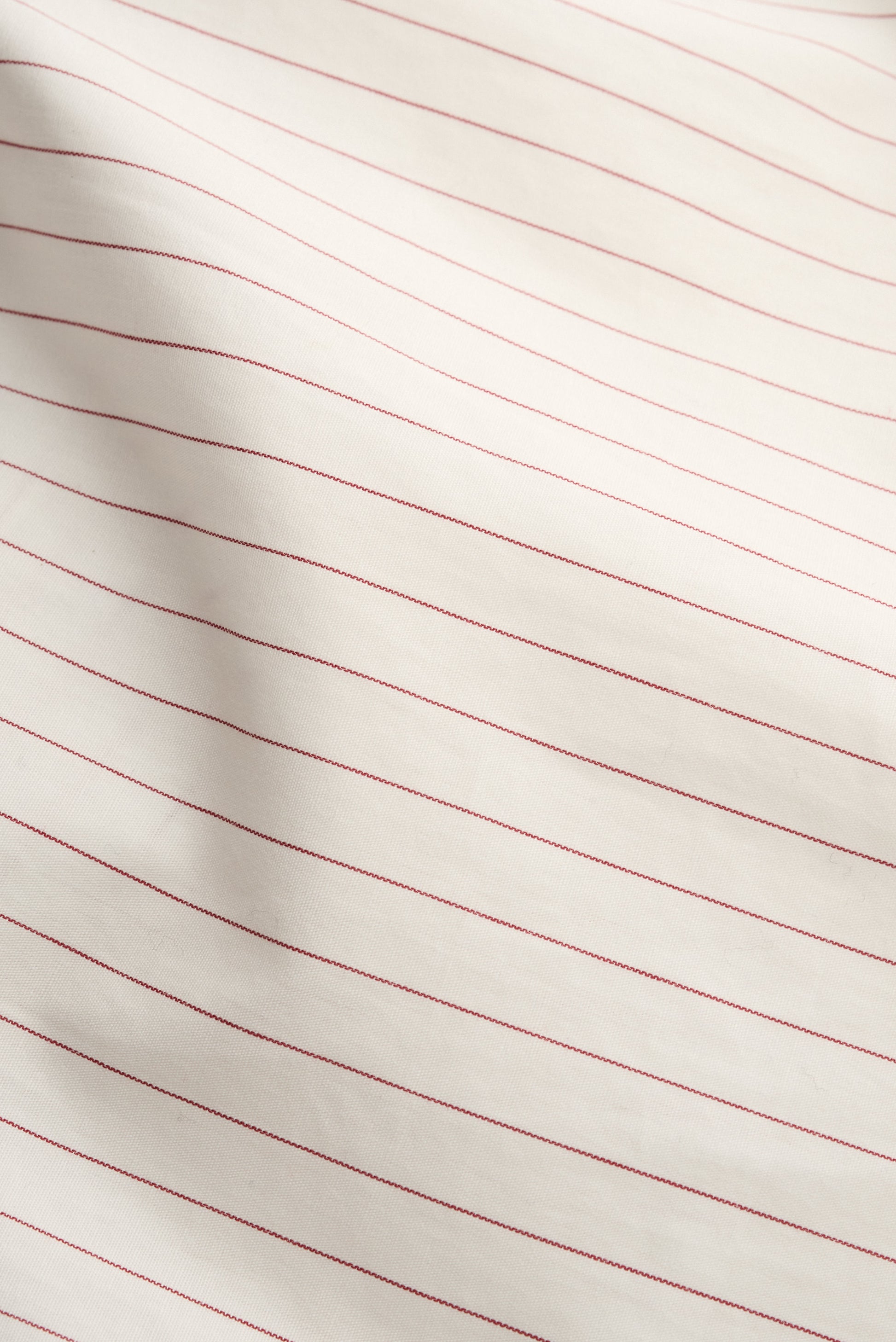 Men's short-sleeved shirt, 100% cotton, off-white with delicate burgundy pinstripes.