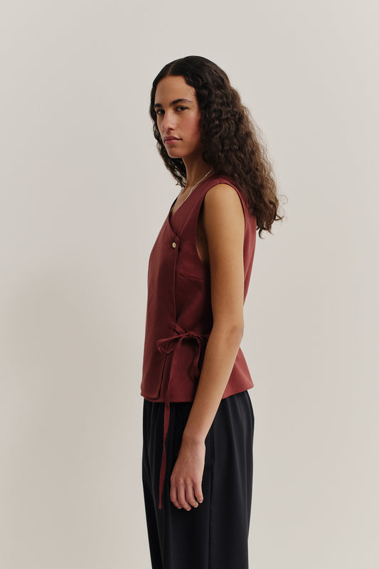 Women's sleeveless shirt, linen-wool-mohair blend, asymmetric wrap front, V-neck, button closure, side ties, dark red.