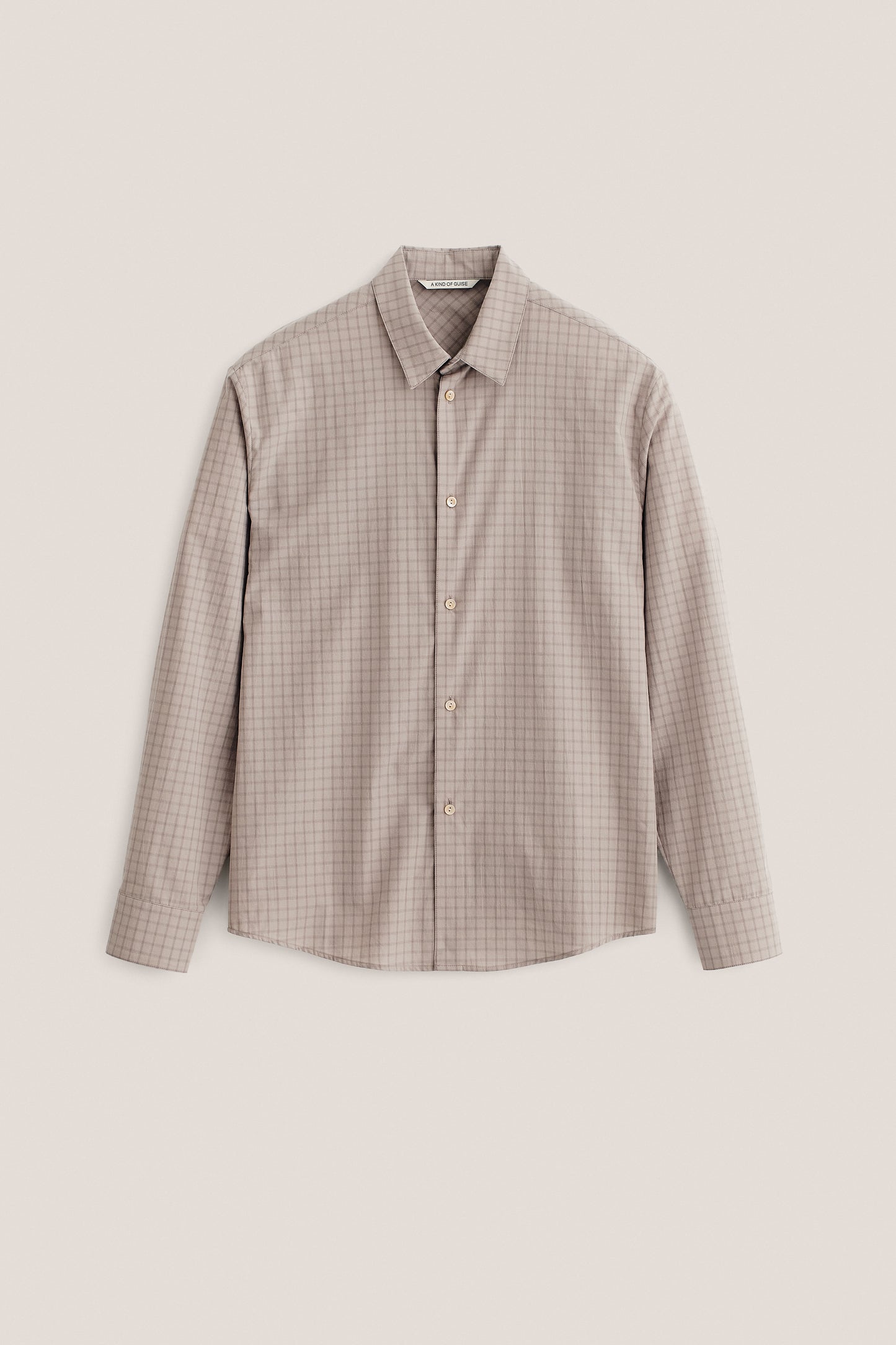 Men's long-sleeved shirt, 100% organic cotton, light grey squared check pattern, mother-of-pearl buttons.
