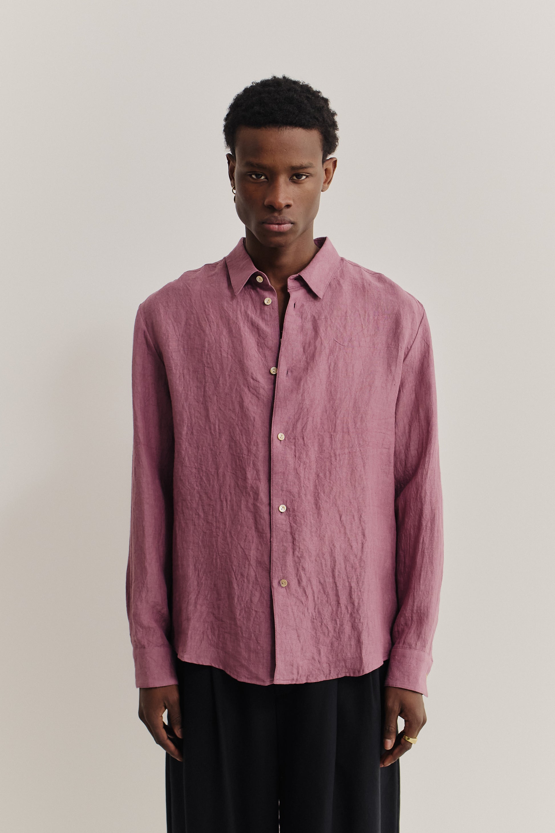 Men's long-sleeved shirt, 100% linen, sun-dried, with a dry hand feel, in a relaxed fit, mauve.