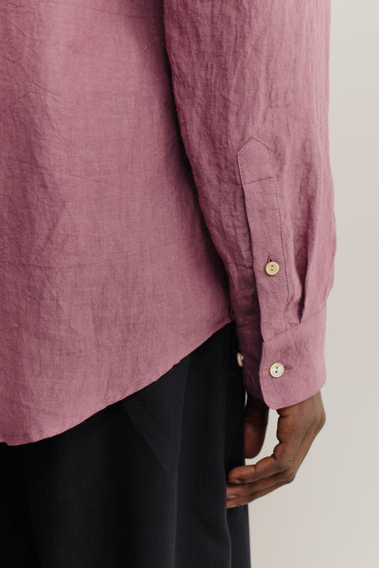 Men's long-sleeved shirt, 100% linen, sun-dried, dusty rose, with mother-of-pearl buttons.