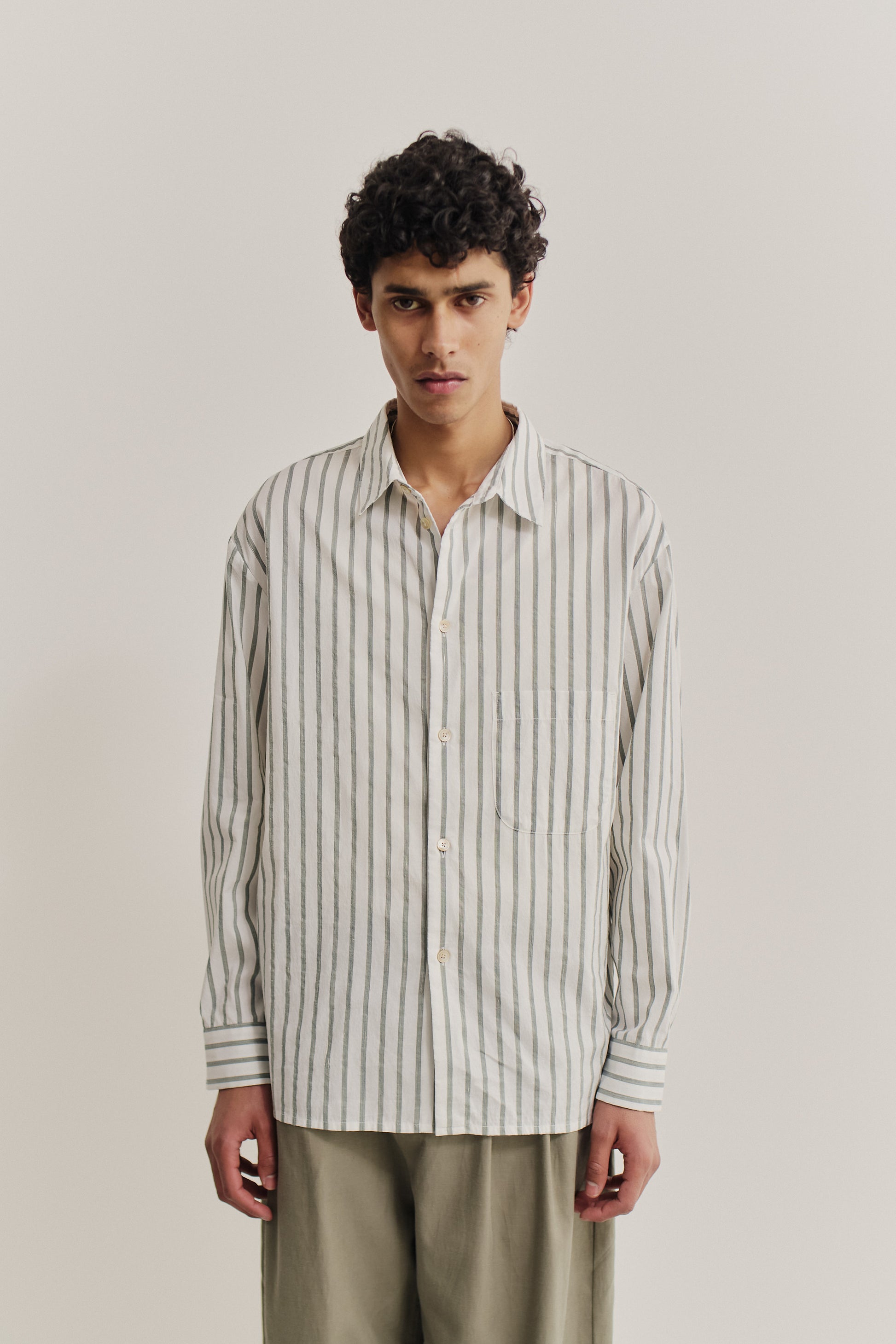 Men's long-sleeved shirt, cotton-silk-linen blend, washed finish, white with green fine stripes, oversized fit.