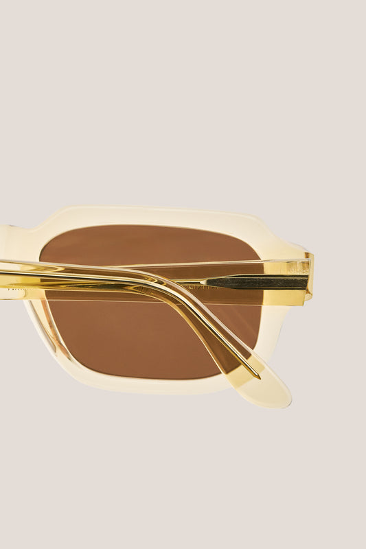 Unisex accessories sunglasses, acetate, light beige frame with brown Carl Zeiss lenses.