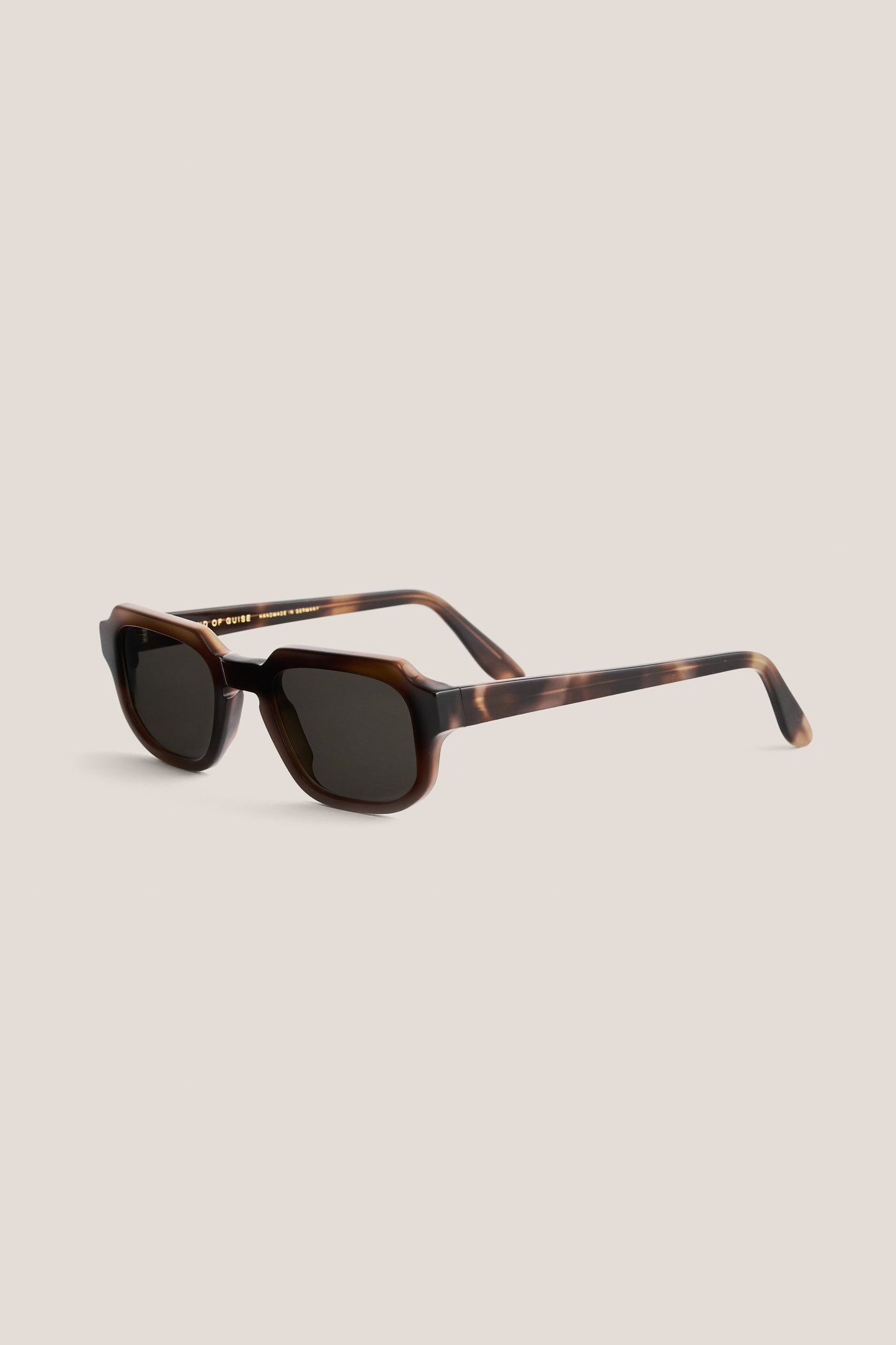 Unisex accessories sunglasses, acetate, tortoiseshell, bold rectangular frame, dark Carl Zeiss lenses.