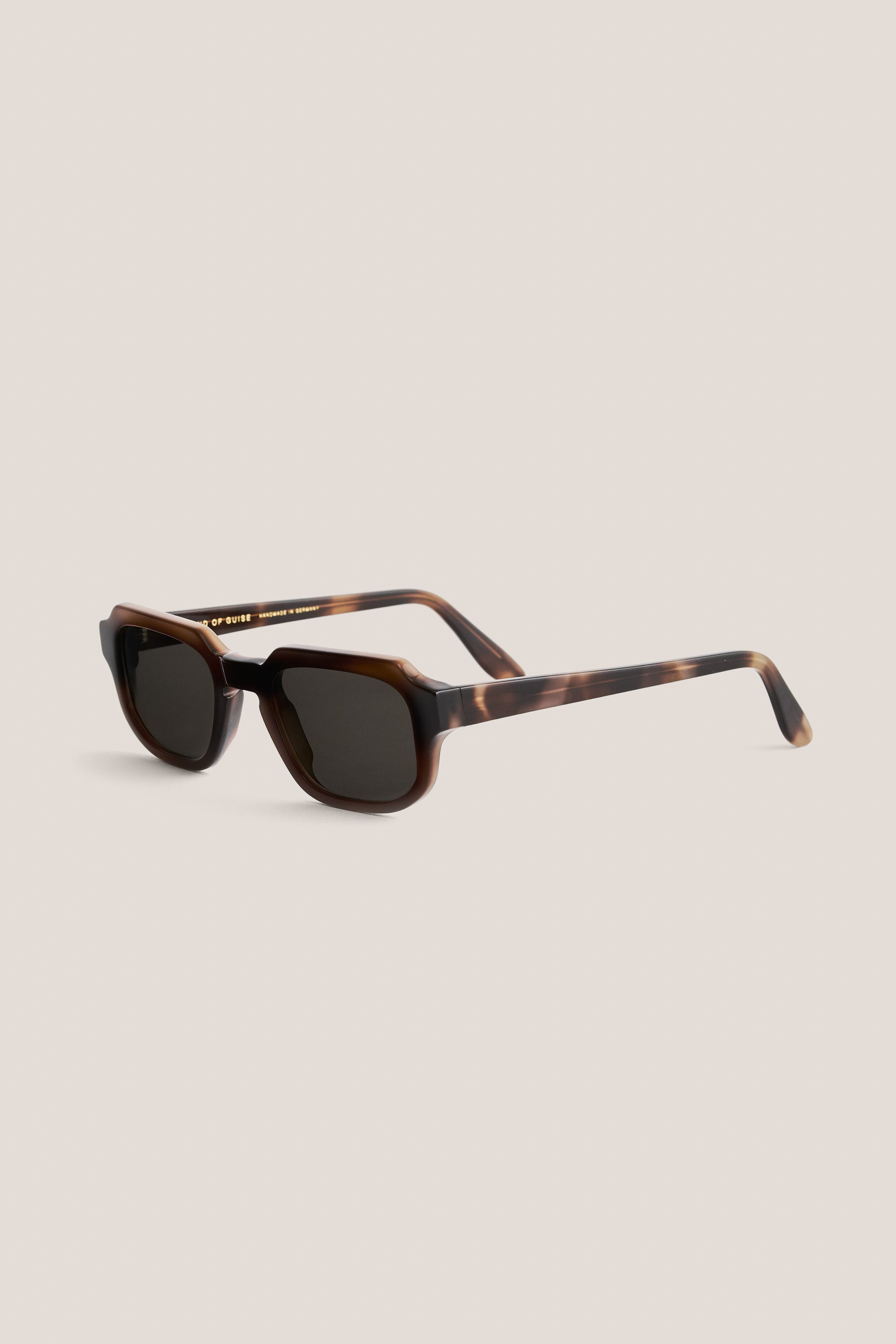 Unisex accessories sunglasses, acetate, tortoiseshell, bold rectangular frame, dark Carl Zeiss lenses.