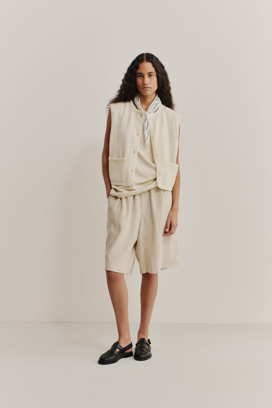 Women's knit vest, 100% merino wool, ajour knit, cropped, relaxed fit, rib-knit trim, light beige.