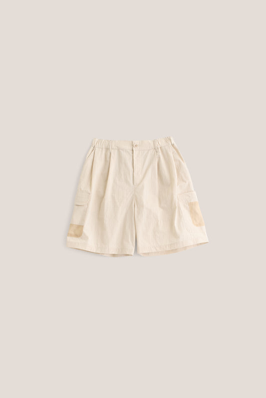 Men's shorts, cotton blend ripstop, relaxed fit, elastic waist, wide leg, light beige, with patch pockets and mesh details.