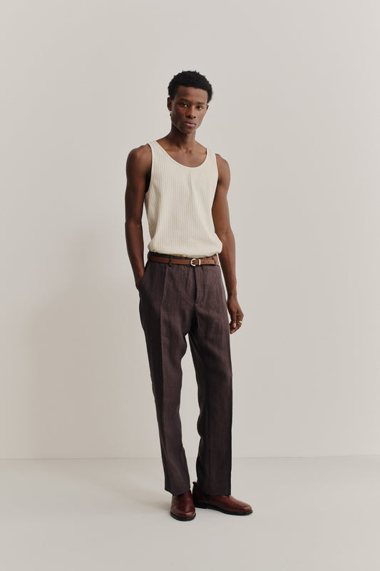 Men's long-pants, 100% linen, dark brown, with a tailored waist, tapered leg, and front pleat.