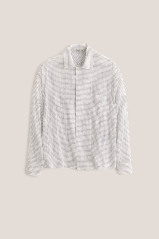Men's long-sleeved shirt, cotton yarn-dyed check, white, with spread collar, patch pocket, and partially hidden placket.