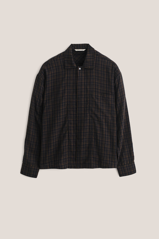 Men's long-sleeved shirt, cotton-lyocell double gauze, dark-toned check, wide boxy fit, patch pocket.