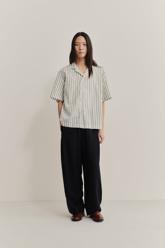 Men's short-sleeved shirt, cotton-silk-linen blend, washed finish, off-white with dark stripes, notched collar.