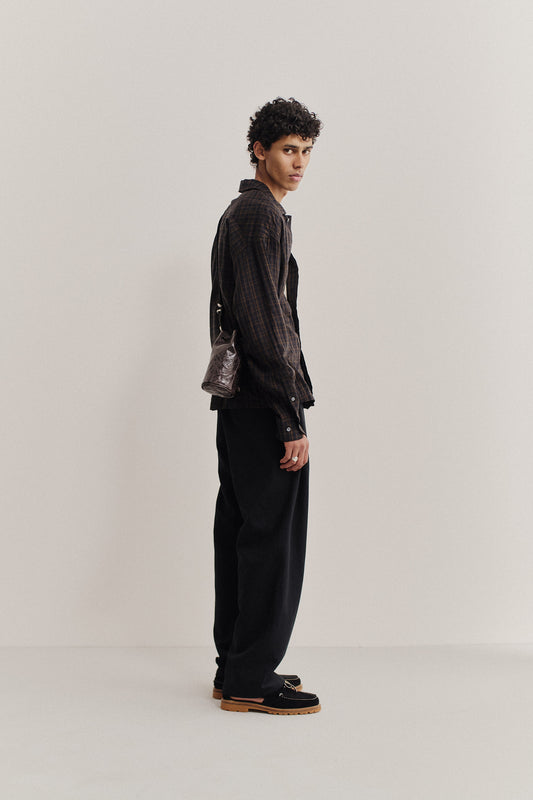 Men's long-pants, virgin wool and linen blend, black, wide straight fit, elasticated waistband.