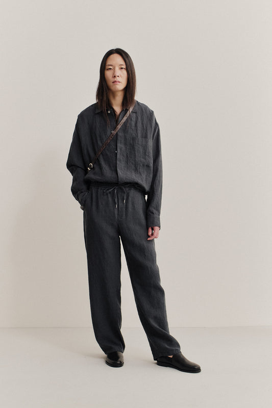 Men's long-pants, 100% linen, vintage-like texture, charcoal grey, wide straight fit, elasticated waistband.
