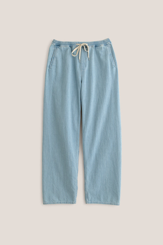 Men's pants, long-pants, organic cotton, washed light blue denim with white pinstripes, elastic waist, wide fit.