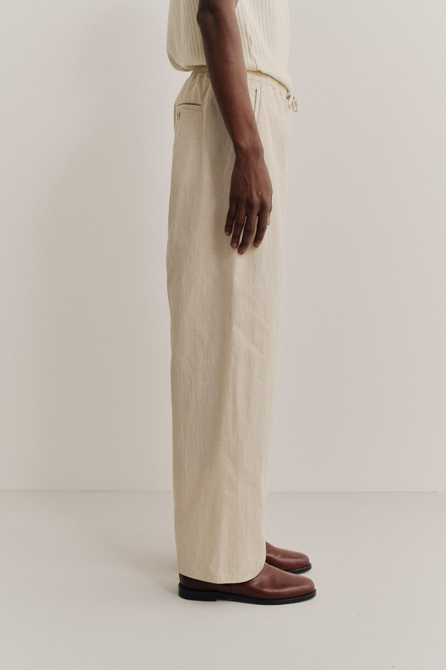 Men's pants, long-pants, cotton blend ripstop, natural beige, wide straight fit, elasticated waist.