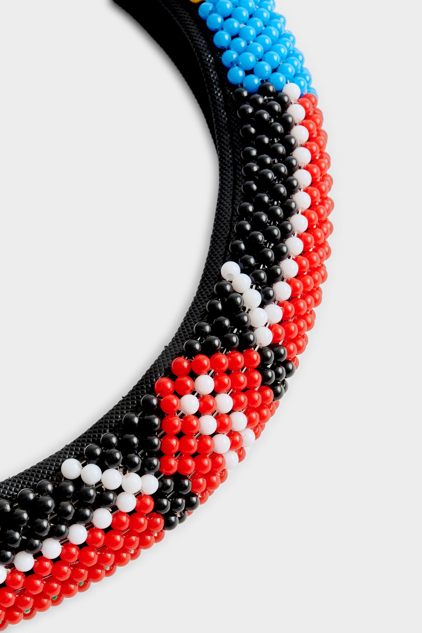 BEADED STEERING WHEEL COVER