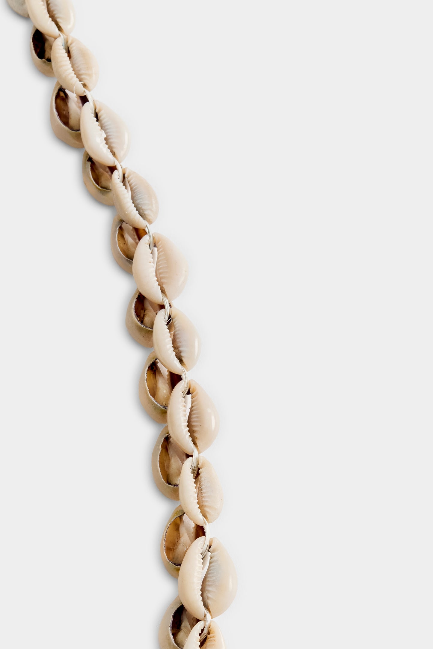 SHELL NECKLACE
