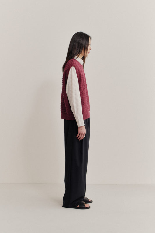 Men's knit vest, organic cotton-wool bouclé, openwork knit, red, oversized.