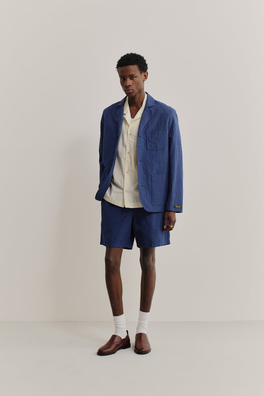 Men's shorts, cotton-linen seersucker, navy with pinstripes, regular fit, side pockets.