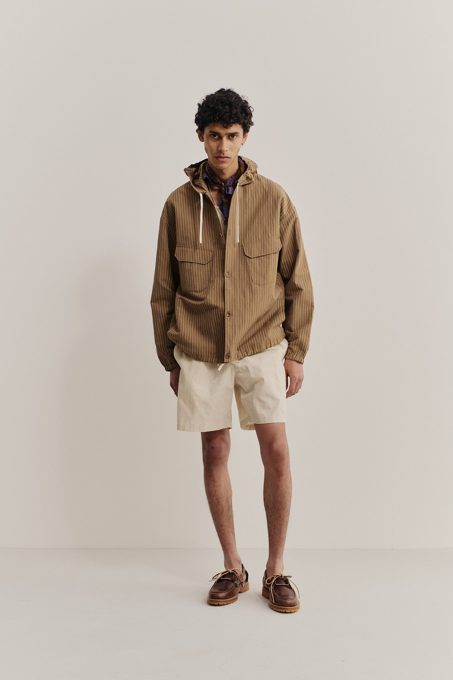 Men's shorts, cotton blend ripstop, light beige, with side pockets and back patch pocket.