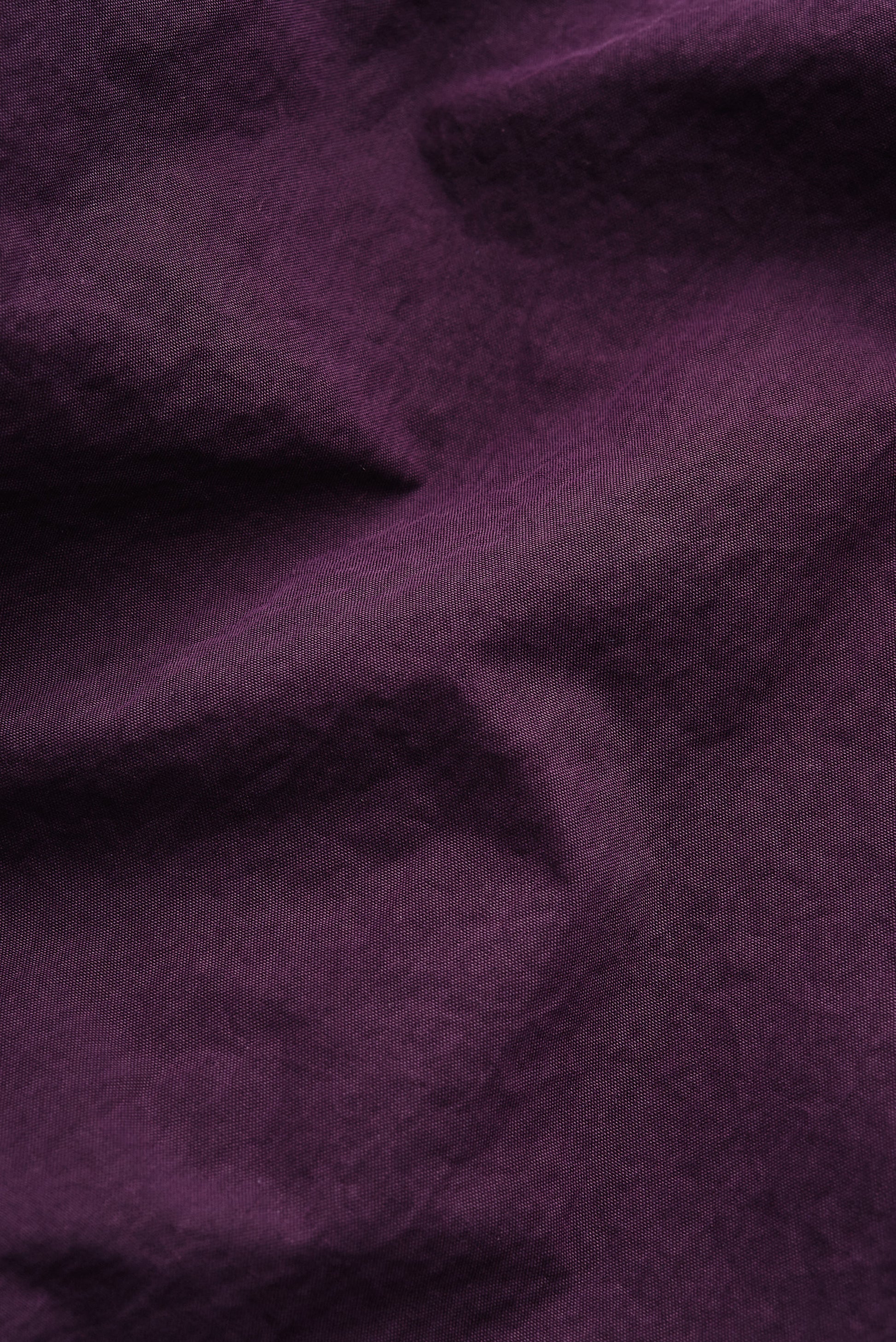 Men's shorts, recycled polyamide, garment-dyed, washed plum.