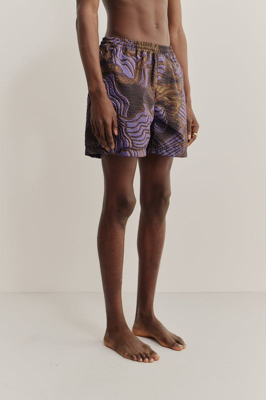 Men's shorts, seersucker recycled polyester, savage wildlife print, elastic waist.