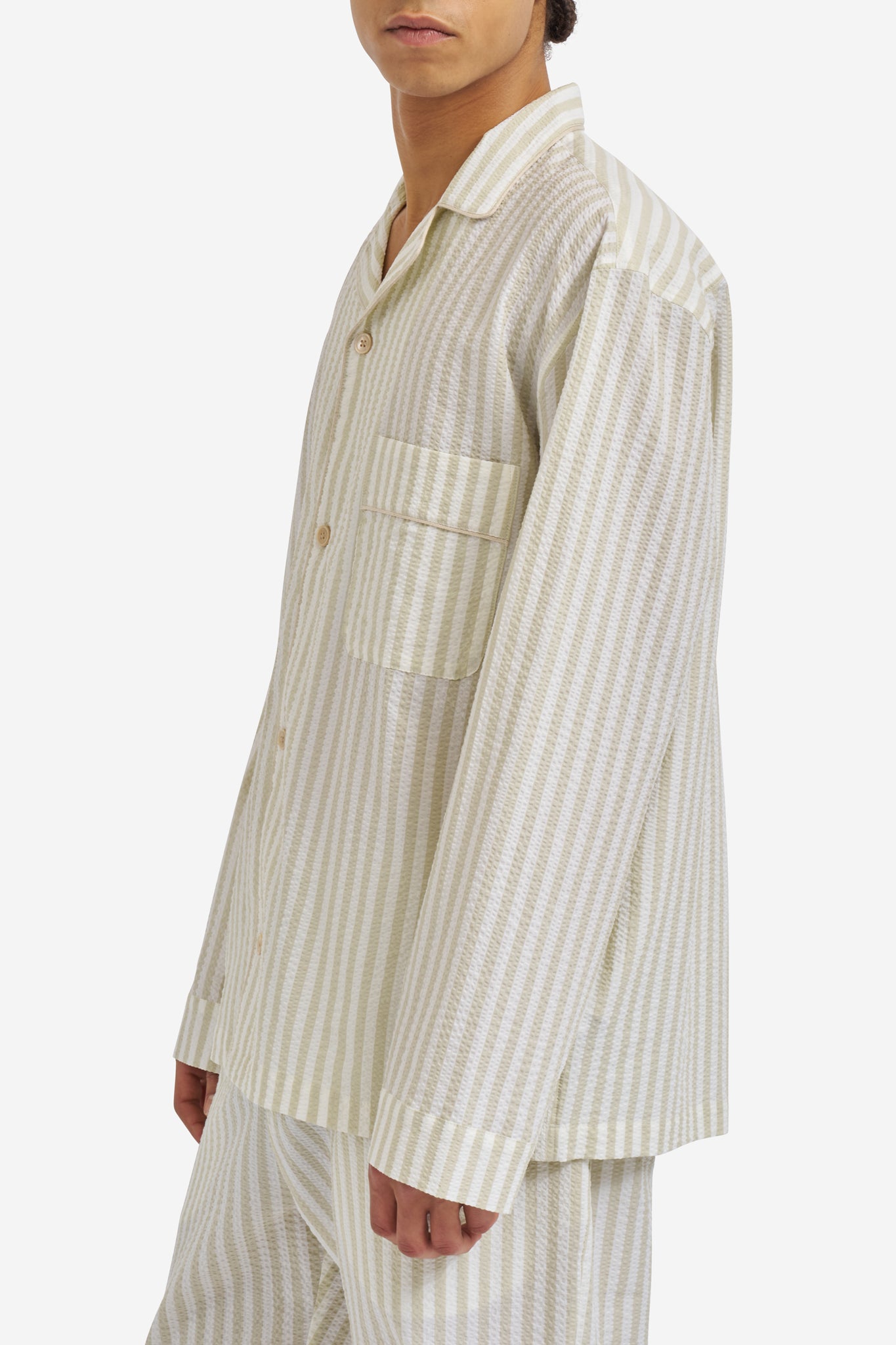 Men's long-sleeved shirt and long-pants pyjama set, 100% organic cotton seersucker, sage stripe.