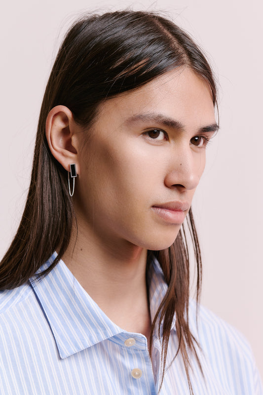 BAR CHAIN STUD