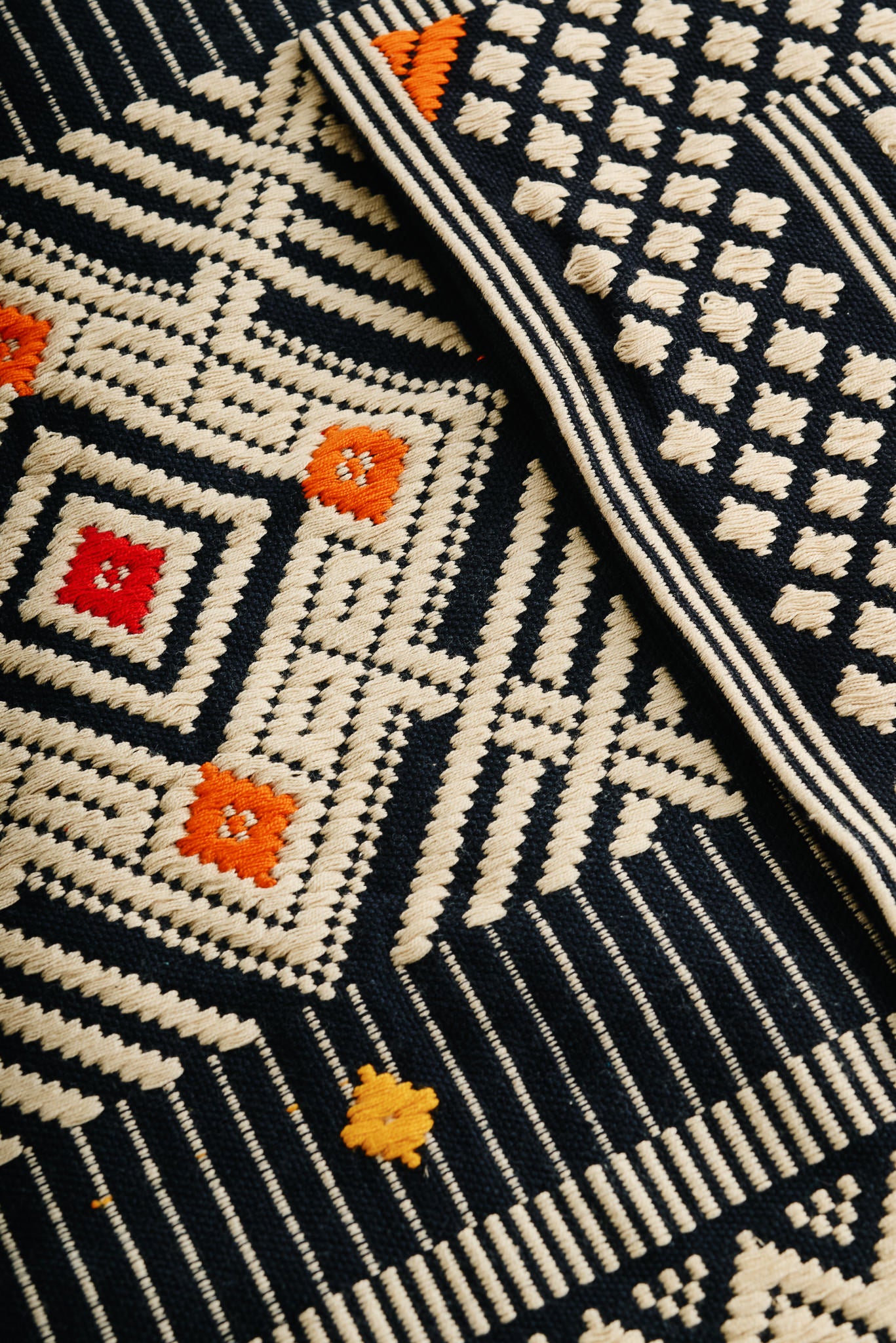 Dumbura Cushion Cover