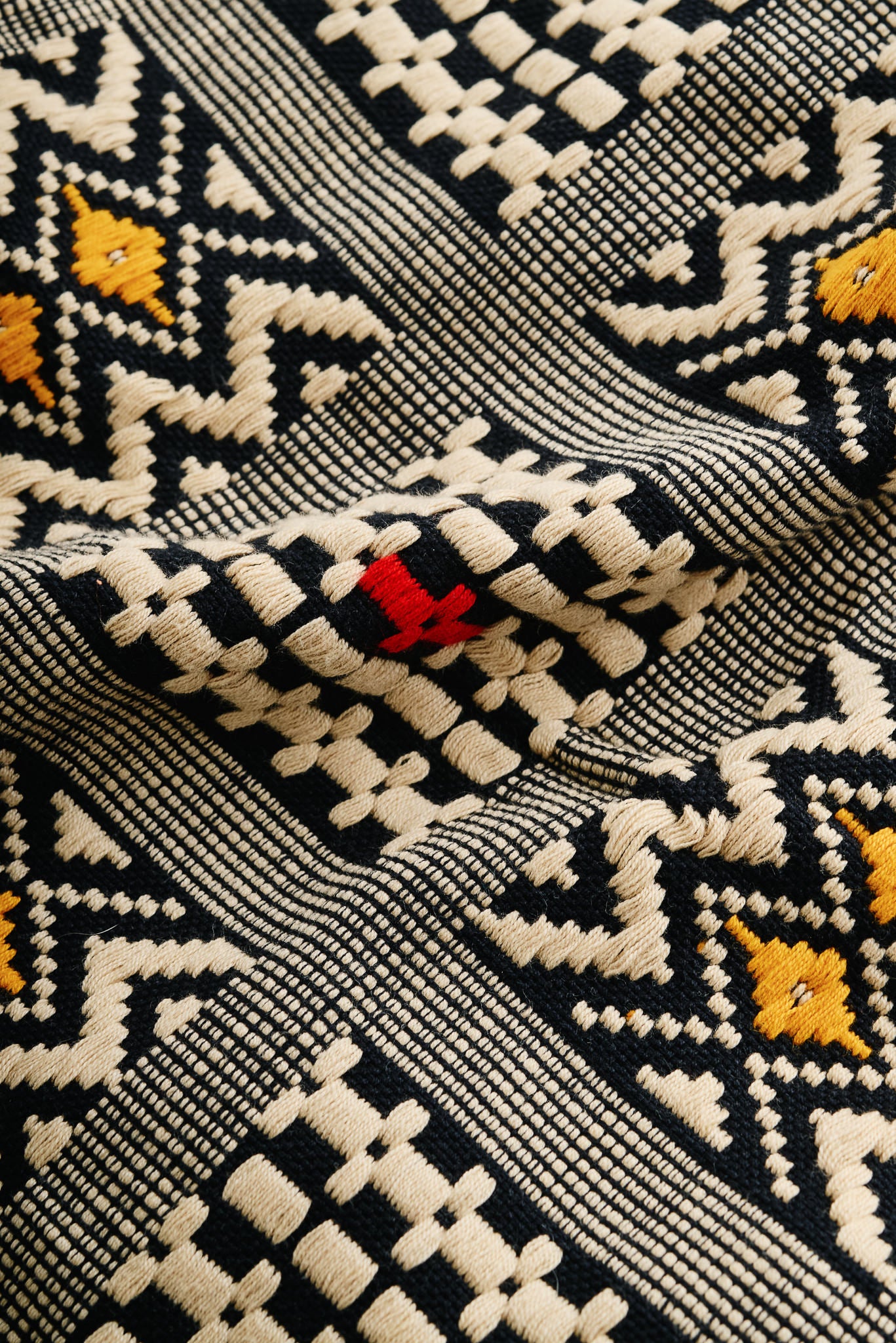 Dumbura Cushion Cover
